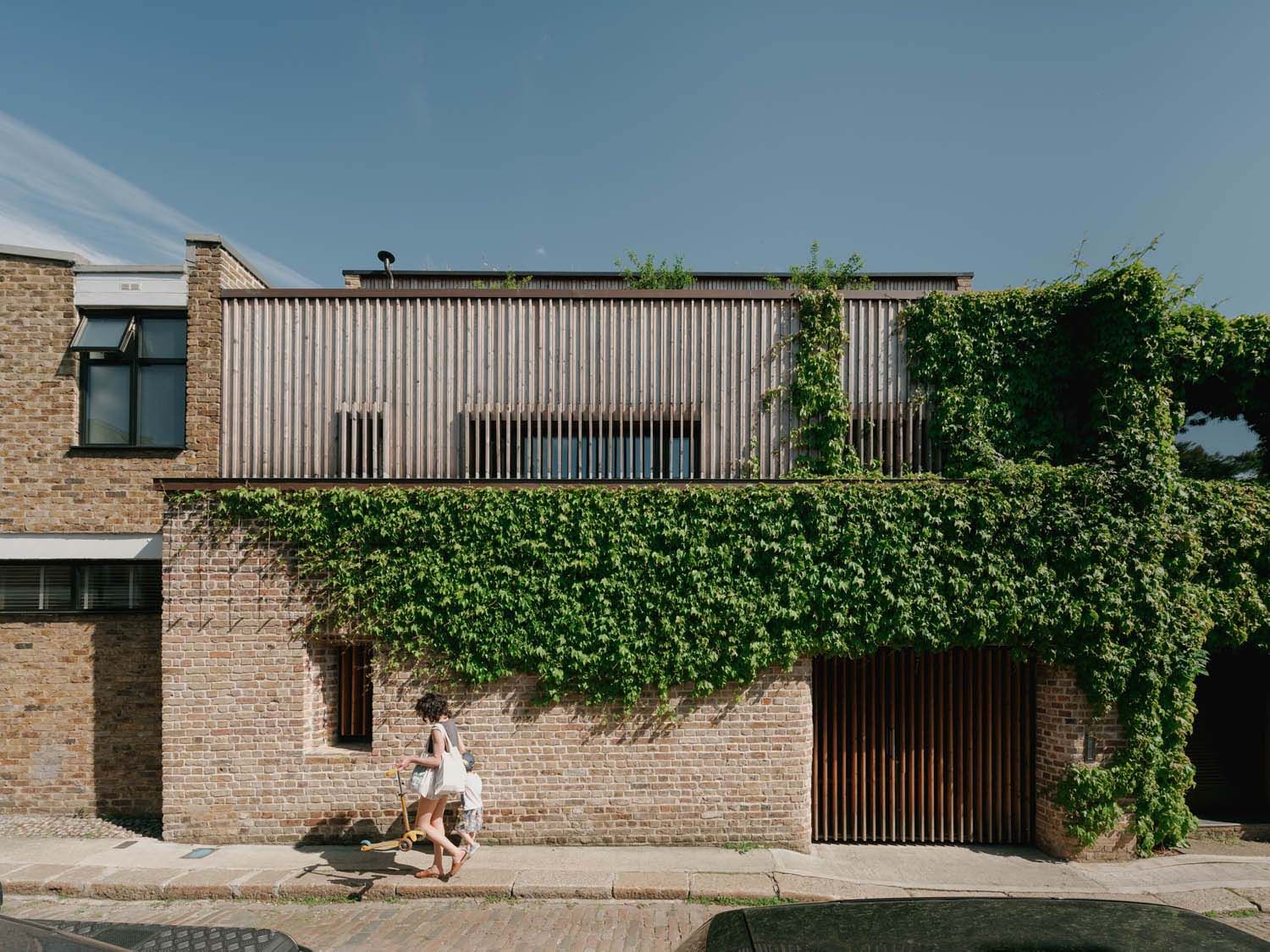 Max Fordham House - Mews House exterior